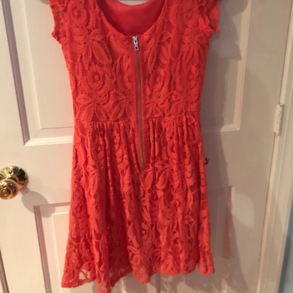 Lace sundress - Picture 2 of 4